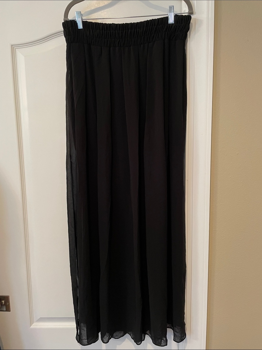 Mango Black Elastic-Waist Maxi Skirt